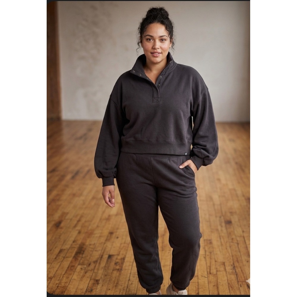 JoyLab Womens XXL Black Cropped Fit‎ Sweatshirt Balloon Sleeve Snap Collar